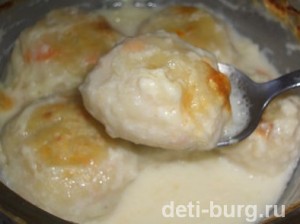 Рыбные фрикадельки, запеченные в молоке